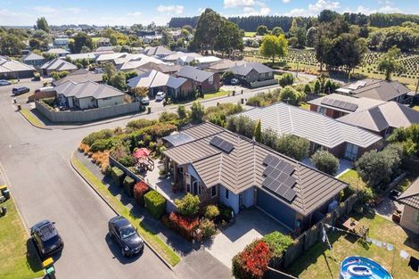 Photo of property in 7 Merrilees Place, Linwood, Christchurch, 8062