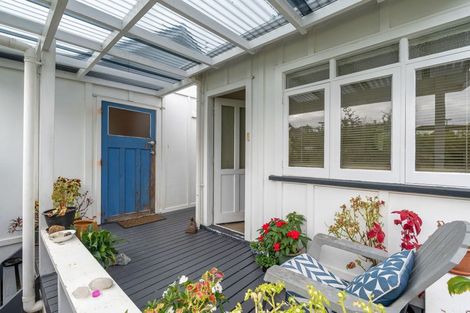 Photo of property in 2 Kent Road, Regent, Whangarei, 0112