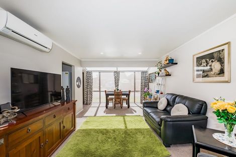 Photo of property in Rimu Village, 26/72 Rimu Road, Raumati Beach, Paraparaumu, 5032