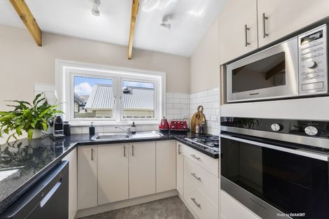 Photo of property in 39 Normanby Street, Newtown, Wellington, 6021