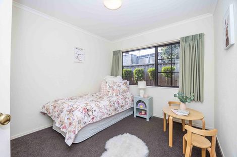 Photo of property in 11 Greenough Place, Rototuna, Hamilton, 3210