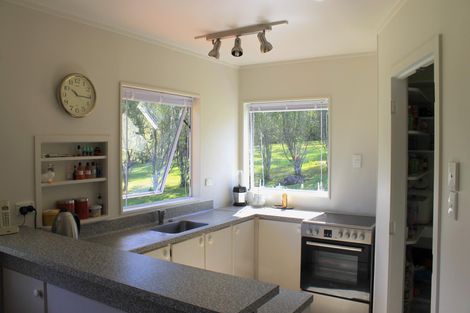 Photo of property in 11 Ironbark Road, Waipapa, Kerikeri, 0295