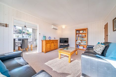 Photo of property in 18 Shanly Street, Brown Owl, Upper Hutt, 5018
