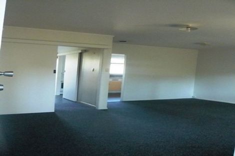 Photo of property in 9b Seaside Avenue, Waterview, Auckland, 1026