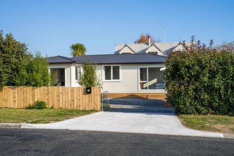 Photo of property in 10 Heeni Street, Wharewaka, Taupo, 3330