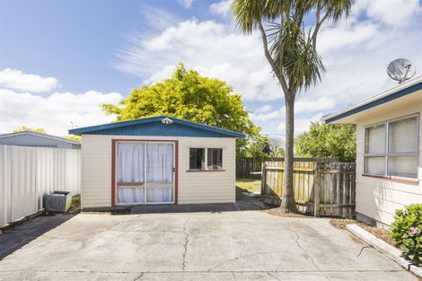 Photo of property in 65 Apollo Parade, Milson, Palmerston North, 4414