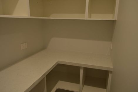 Photo of property in 18 Mckay Close, Frimley, Hastings, 4120