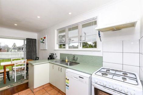 Photo of property in 43 Woodleigh Street, Frankleigh Park, New Plymouth, 4310
