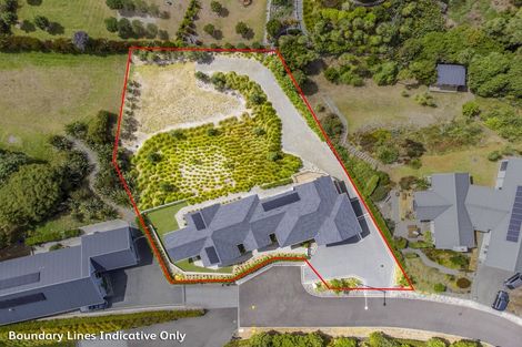 Photo of property in 7 Lamont Place, Waikanae, 5036