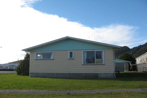 Photo of property in 43 Nelson Quay, Cobden, Greymouth, 7802