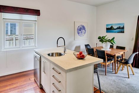 Photo of property in 62 Heretaunga Street, Petone, Lower Hutt, 5012