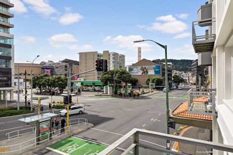 Photo of property in Aulsebrooks Apartments, 2/178 Wakefield Street, Te Aro, Wellington, 6011