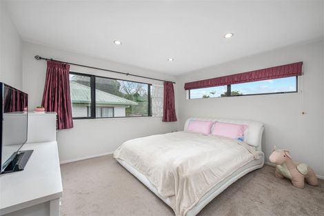 Photo of property in 57a Glendene Avenue, Glendene, Auckland, 0602
