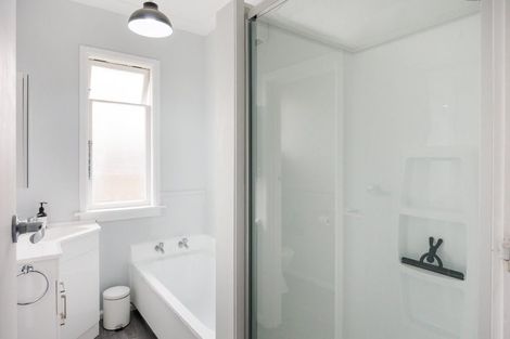 Photo of property in 35a Puriri Terrace, Roslyn, Palmerston North, 4414