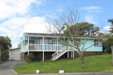 Photo of property in 22 Stoll Place, Clendon Park, Auckland, 2103