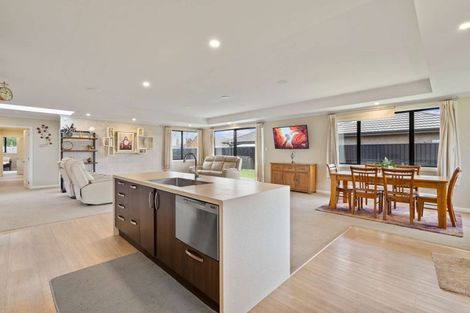 Photo of property in 98 Hoffman Court, Waikiwi, Invercargill, 9810