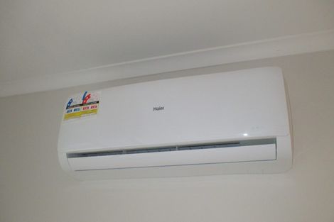 Photo of property in 11 Waireka Road, Rototuna North, Hamilton, 3210