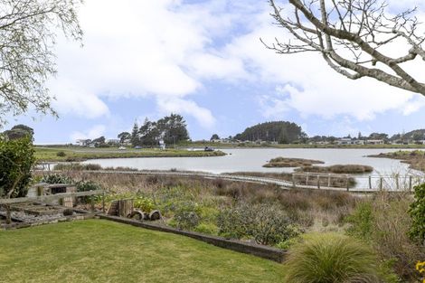 Photo of property in 116 Centennial Avenue, Waitara, 4320