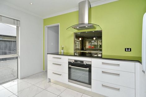 Photo of property in 25a Epsom Drive, Rangiora, 7400