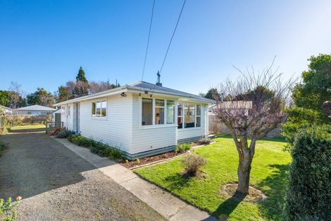 Photo of property in 35 Henderson Street, Riversdale, Blenheim, 7201