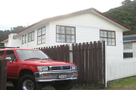 Photo of property in 65 Percy Dyett Drive, Karori, Wellington, 6012