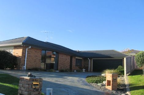 Photo of property in 117 Realm Drive, Paraparaumu, 5032