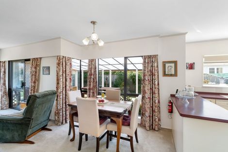 Photo of property in 102a Queen Street West, Levin, 5510