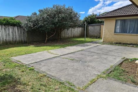 Photo of property in 6 Anrath Close, East Tamaki, Auckland, 2016