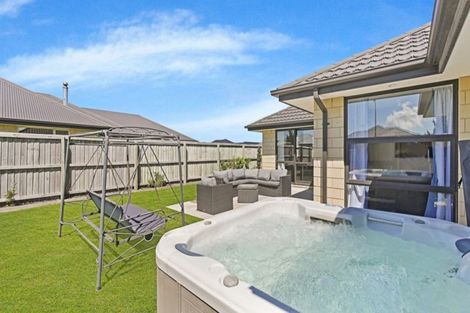 Photo of property in 32 Navy Loop, Rolleston, 7614