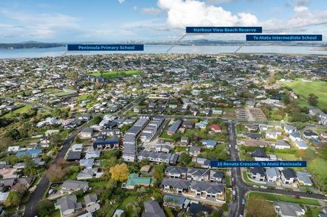 Photo of property in 15b Renata Crescent, Te Atatu Peninsula, Auckland, 0610