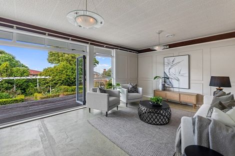 Photo of property in 10a Jaemont Avenue, Te Atatu South, Auckland, 0610