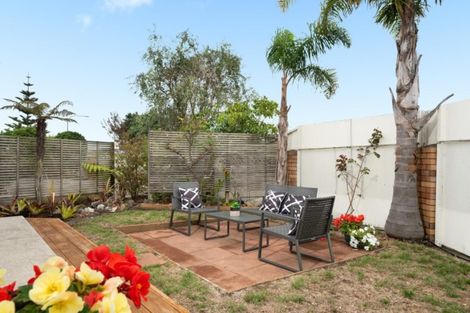 Photo of property in 1/2 Sunrise Avenue, Mount Maunganui, 3116