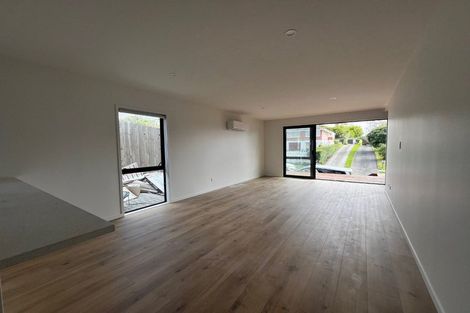 Photo of property in 1/21 Divich Avenue, Te Atatu South, Auckland, 0610