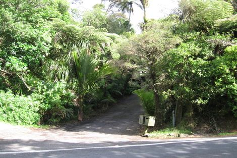 Photo of property in 90b Scenic Drive, Titirangi, Auckland, 0604