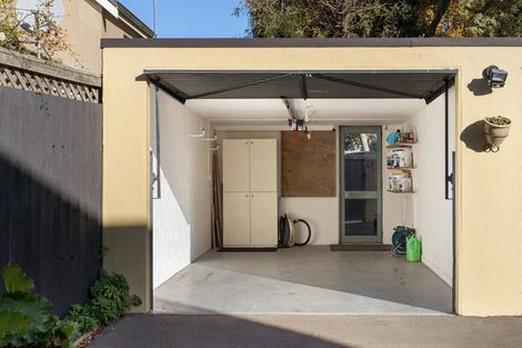 Photo of property in 2/28 Derby Street, St Albans, Christchurch, 8014