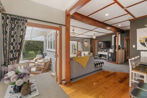 Photo of property in 1070 Queen Street East, Levin, 5510