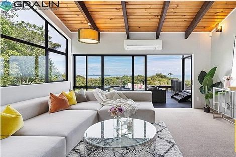 Photo of property in 52 Takahe Road, Titirangi, Auckland, 0604