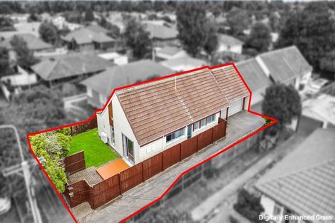 Photo of property in 70 Cutts Road, Russley, Christchurch, 8042