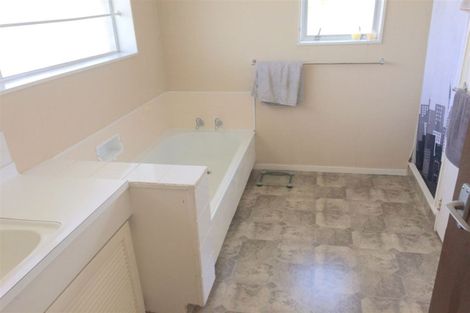 Photo of property in 1/5 Jonathon Street, Brookfield, Tauranga, 3110