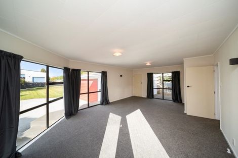 Photo of property in 84 Albion Street, Hawera, 4610