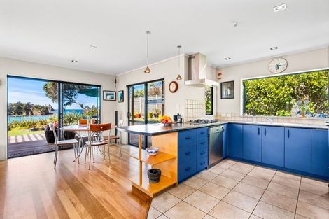 Photo of property in 730 Taiharuru Road, Taiharuru, Onerahi, 0192