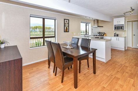 Photo of property in 10 Lorelei Place, Opaheke, Papakura, 2113