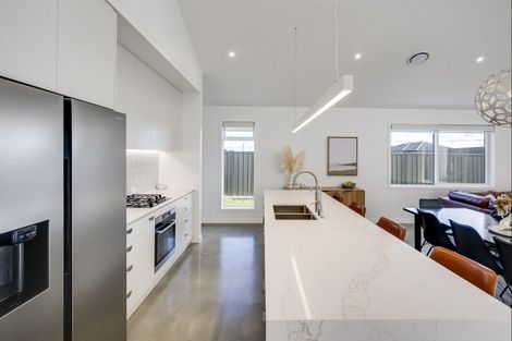 Photo of property in 46 Kenny Road, Te Awa, Napier, 4110