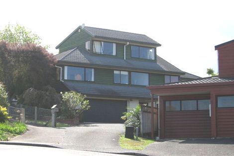 Photo of property in 15 Westergrove Place, West Harbour, Auckland, 0618