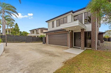 Photo of property in 791a East Coast Road, Northcross, Auckland, 0630