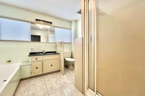 Photo of property in 36 Mcinnes Road, Weymouth, Auckland, 2103