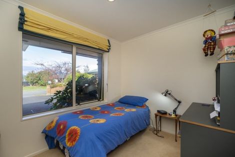 Photo of property in 17 Whiting Drive, Wakefield, 7025