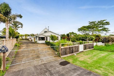 Photo of property in 59 Blake Street, Waitara, 4320