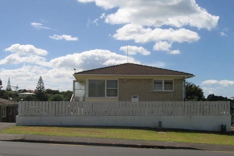 Photo of property in 1/62 Bentley Avenue, Glenfield, Auckland, 0629
