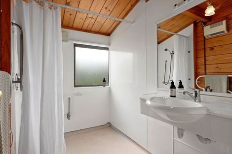 Photo of property in 10 Roband Crescent, Brown Owl, Upper Hutt, 5018